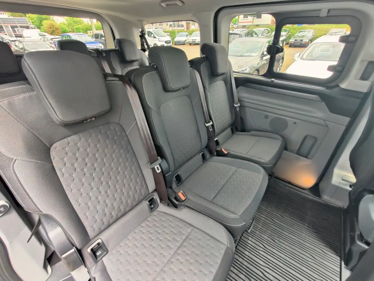 Ford Tourneo 10