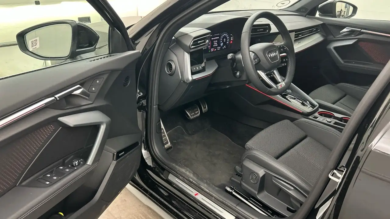Audi A3 8