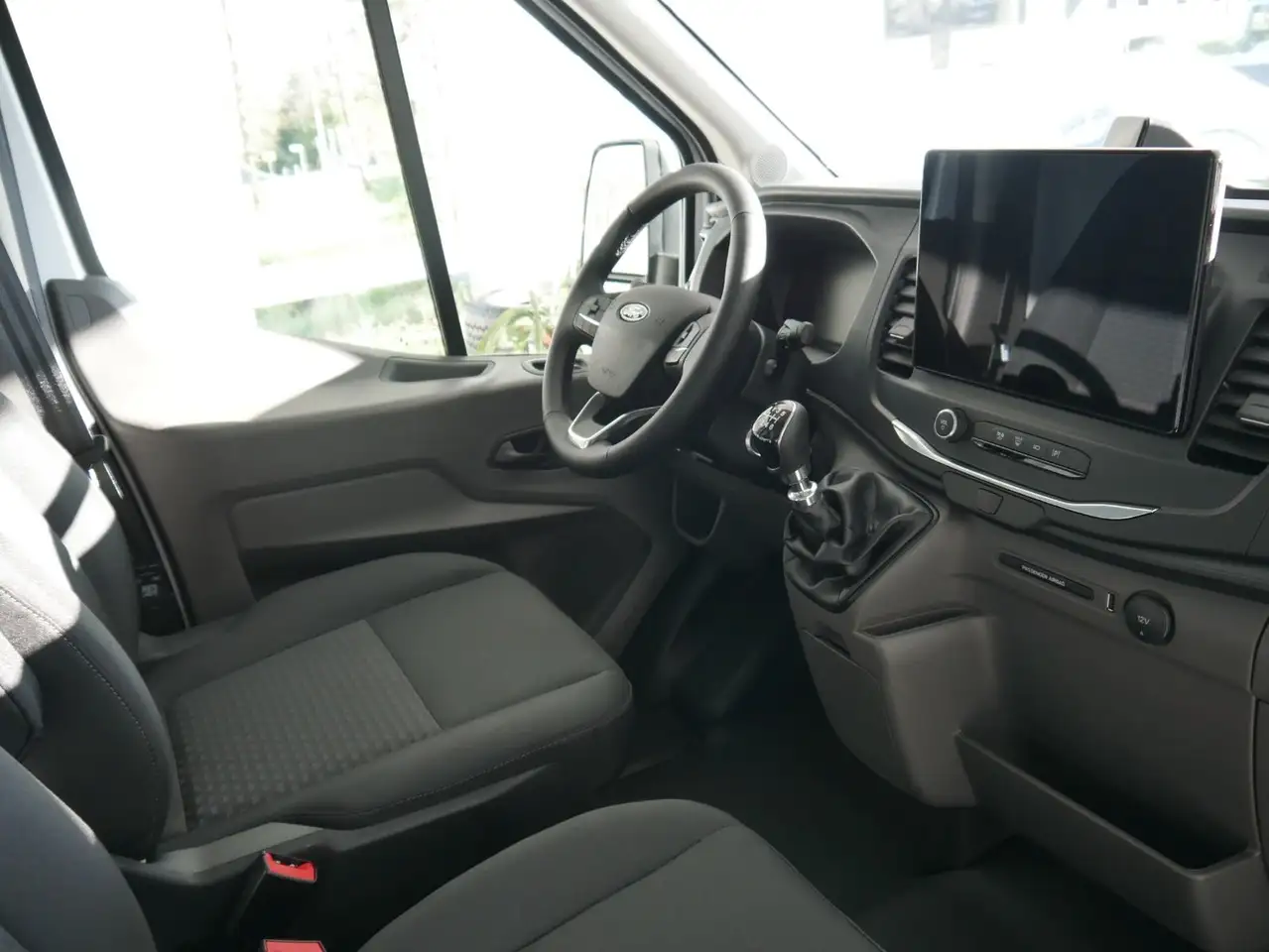 Ford Transit 14