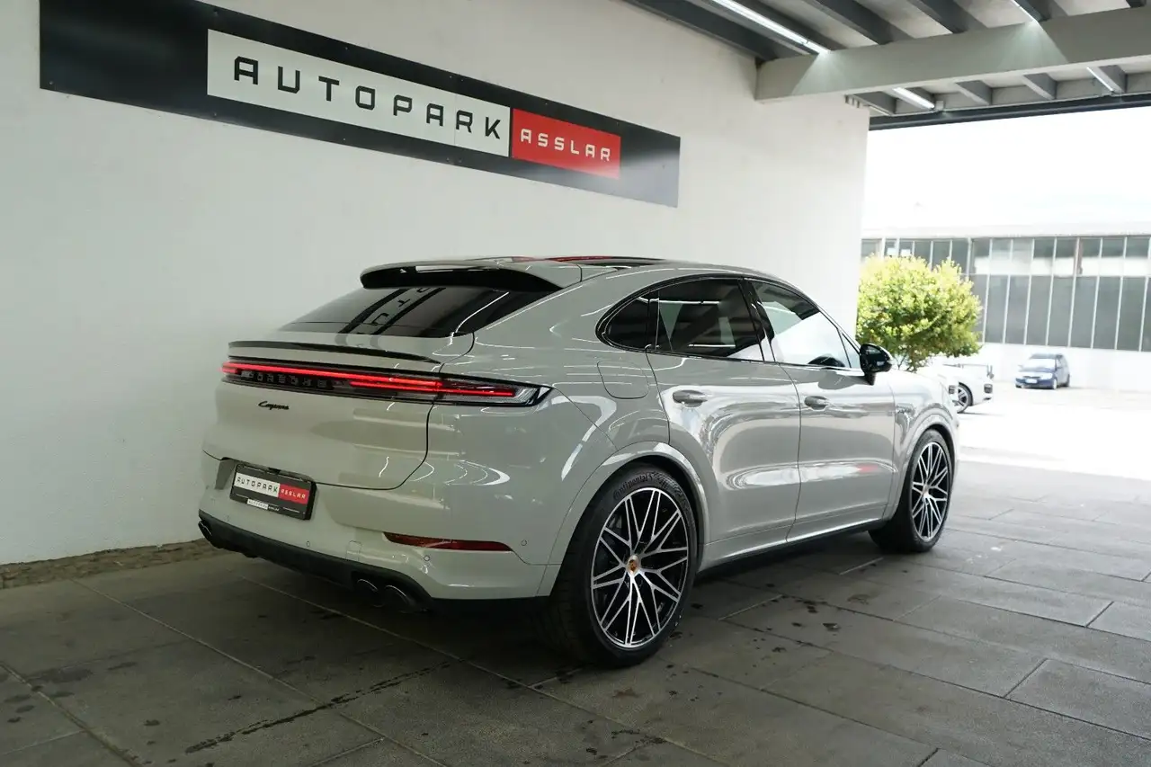Porsche Cayenne 3