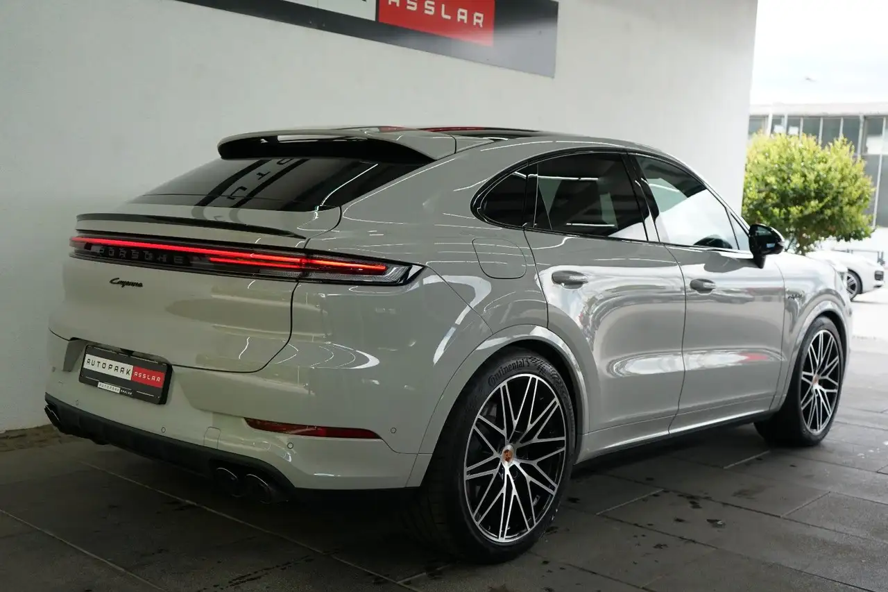Porsche Cayenne 4