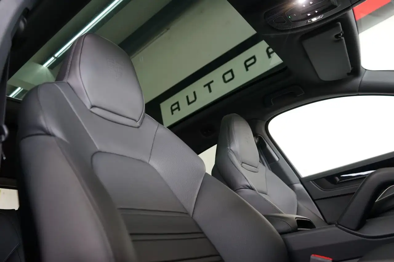 Porsche Cayenne 13