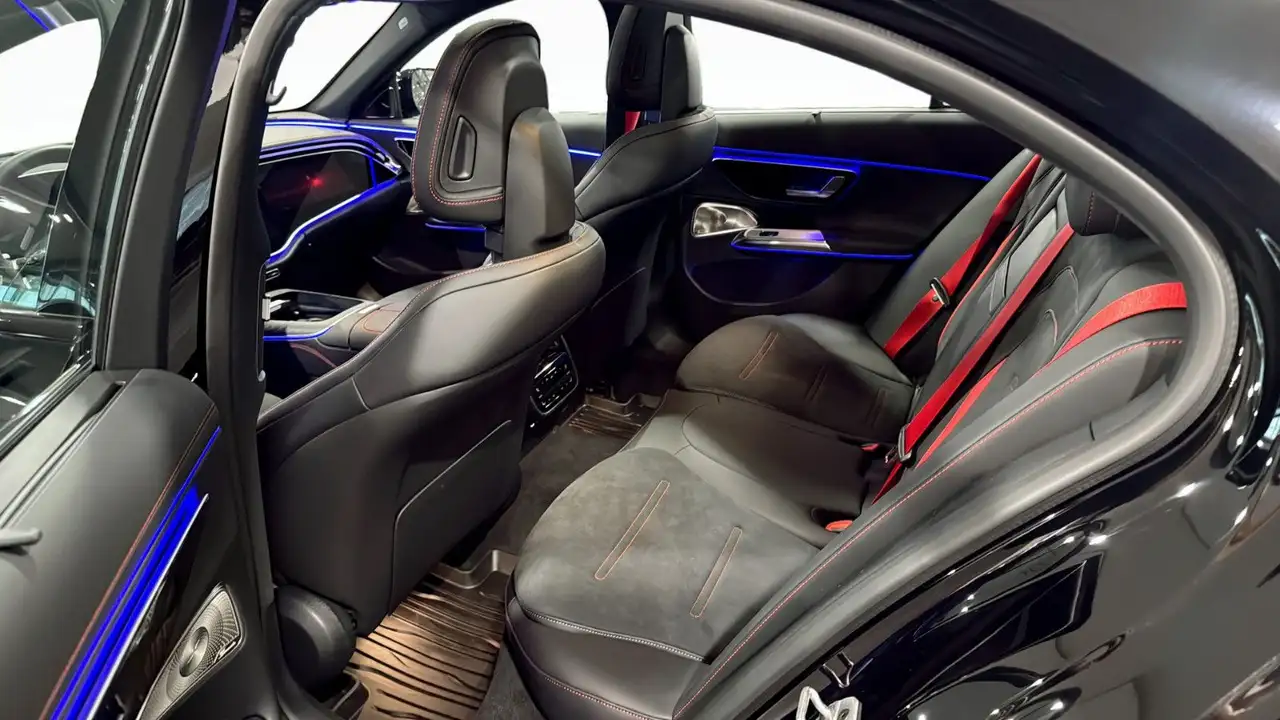 Mercedes-Benz E 53 8
