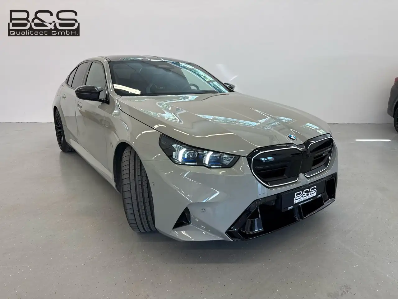 BMW M5 4