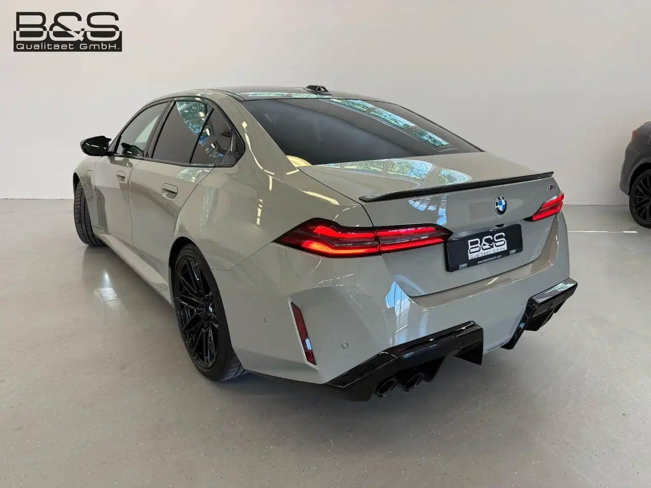 BMW M5 5