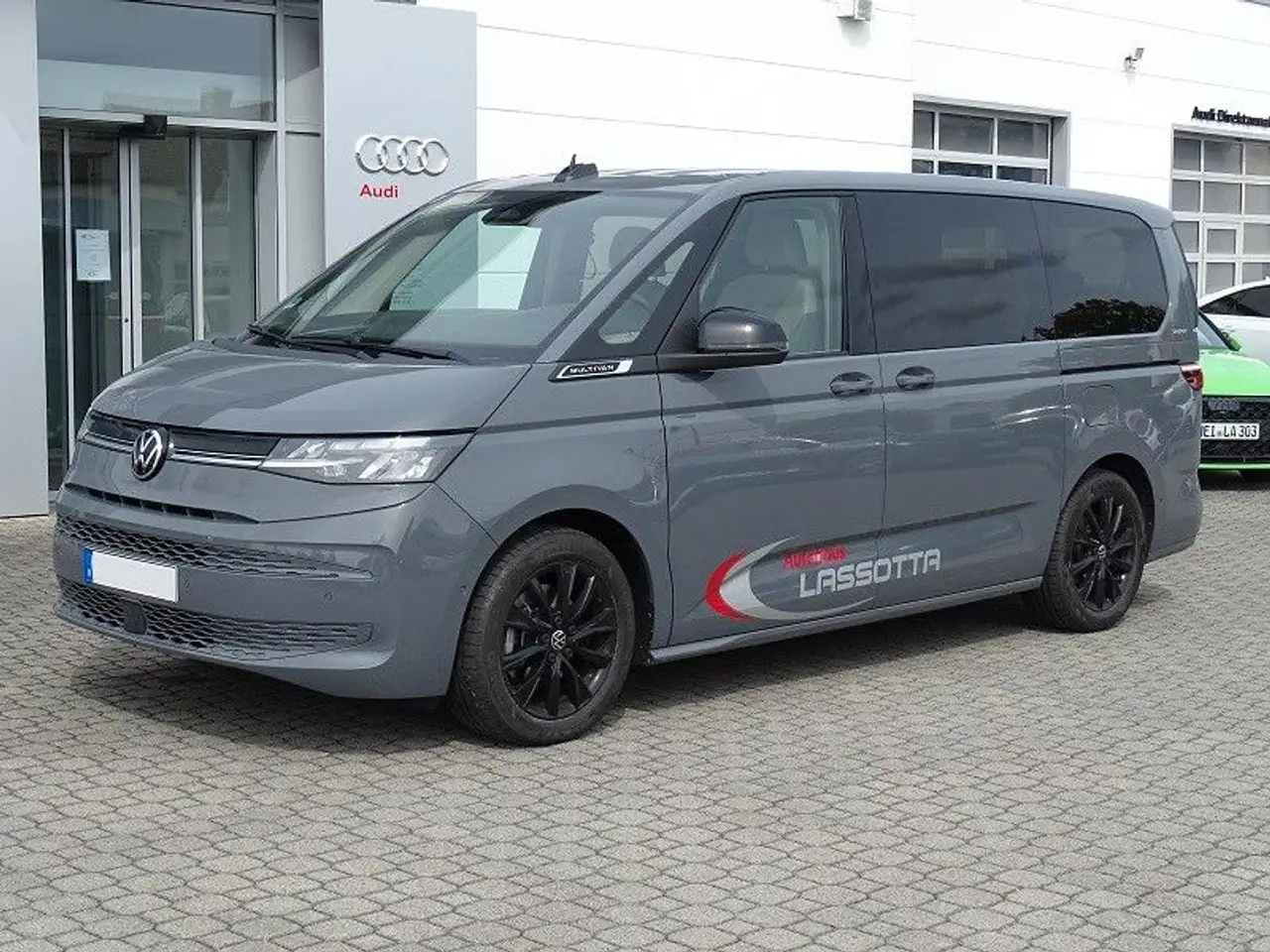 Volkswagen T7 Multivan 4