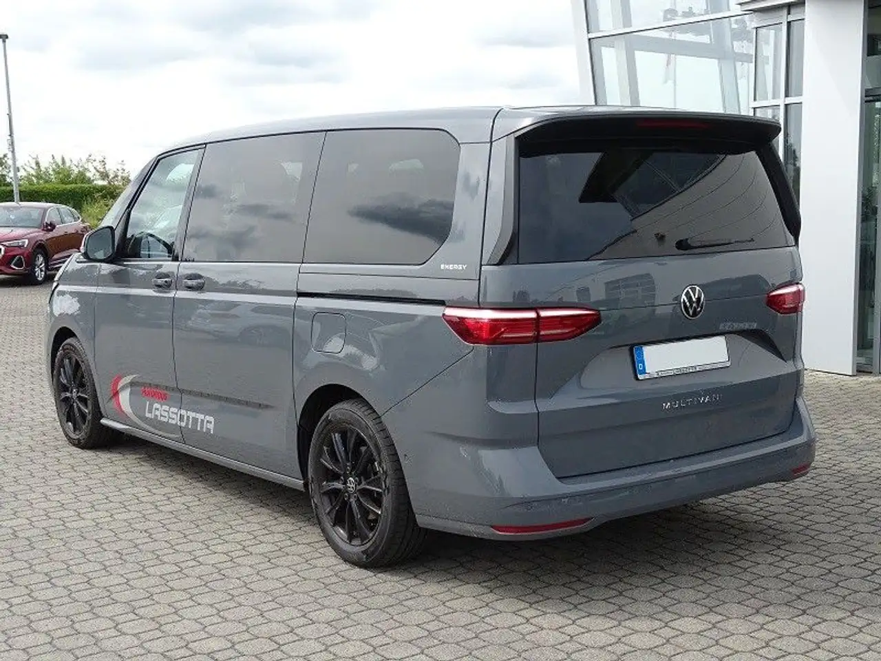 Volkswagen T7 Multivan 6