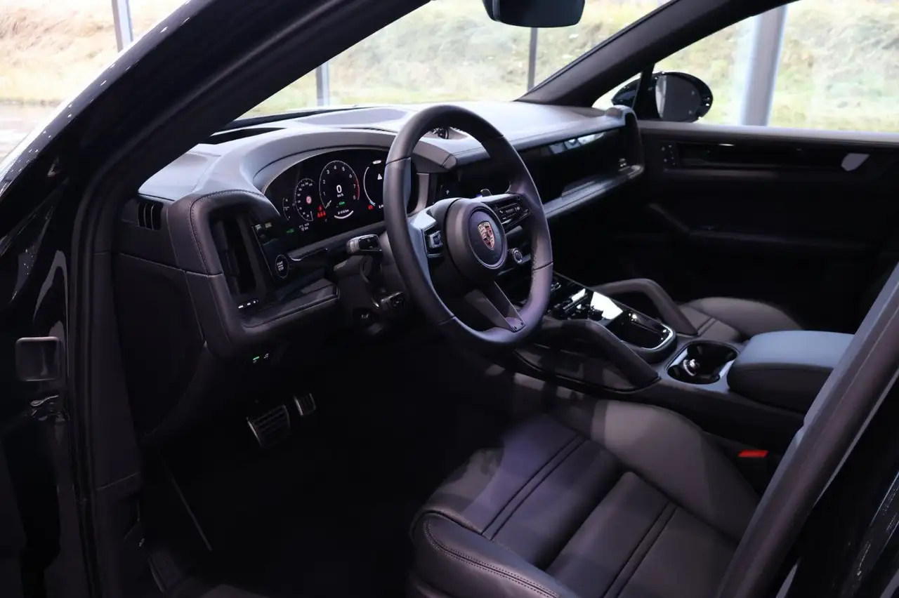Porsche Cayenne 7