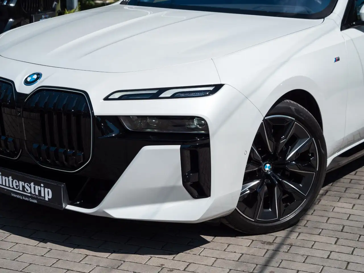 BMW i7 60 7