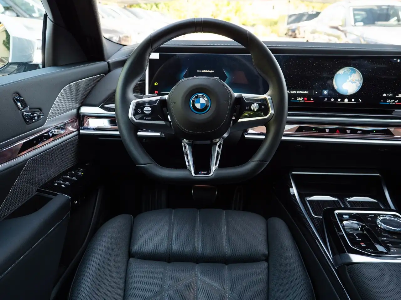 BMW i7 60 13