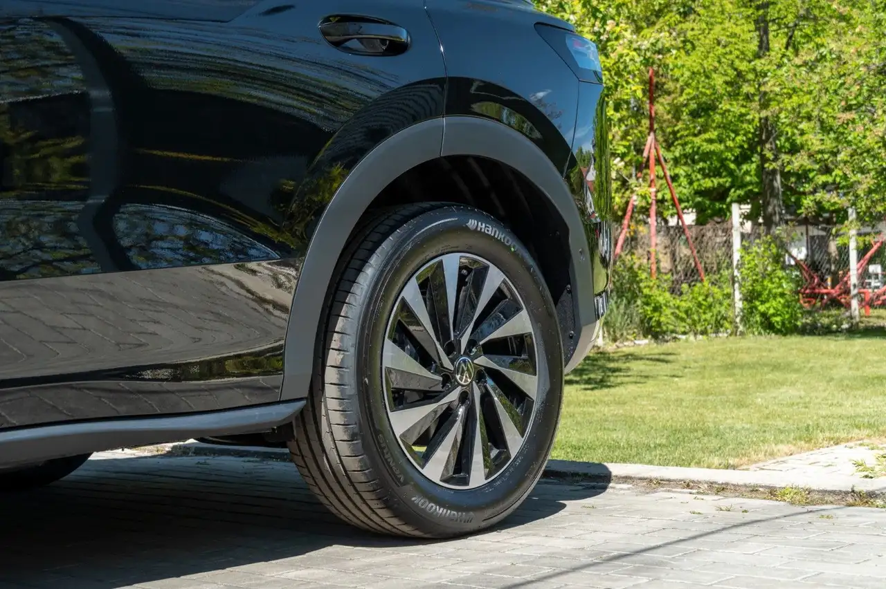 Volkswagen T-Roc 10