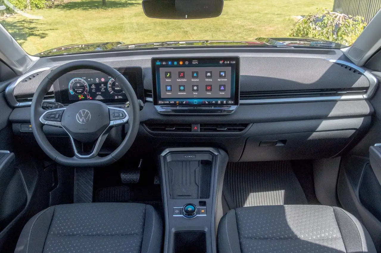Volkswagen T-Roc 13