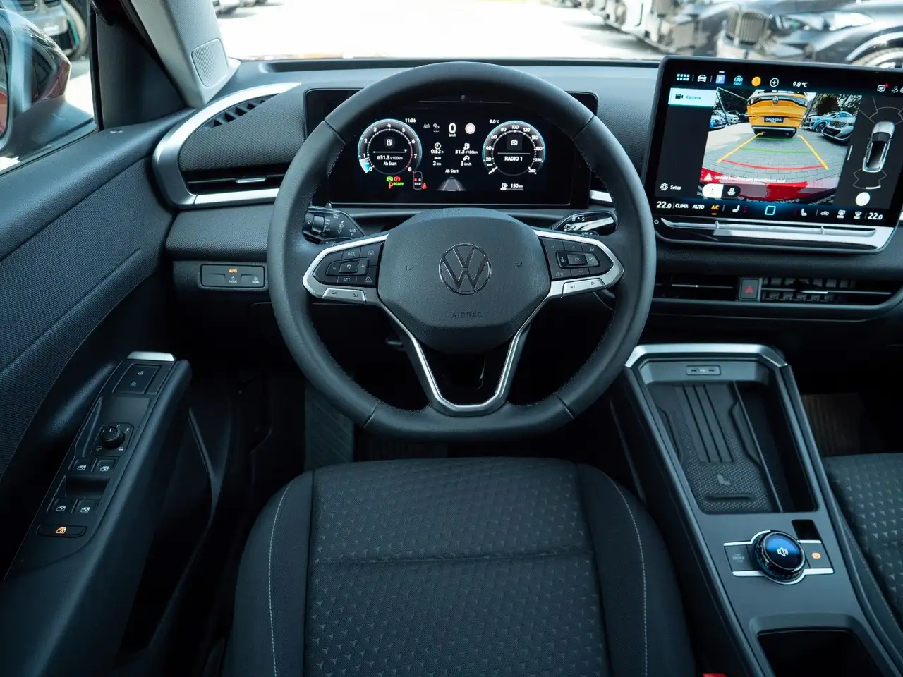 Volkswagen T-Roc 11