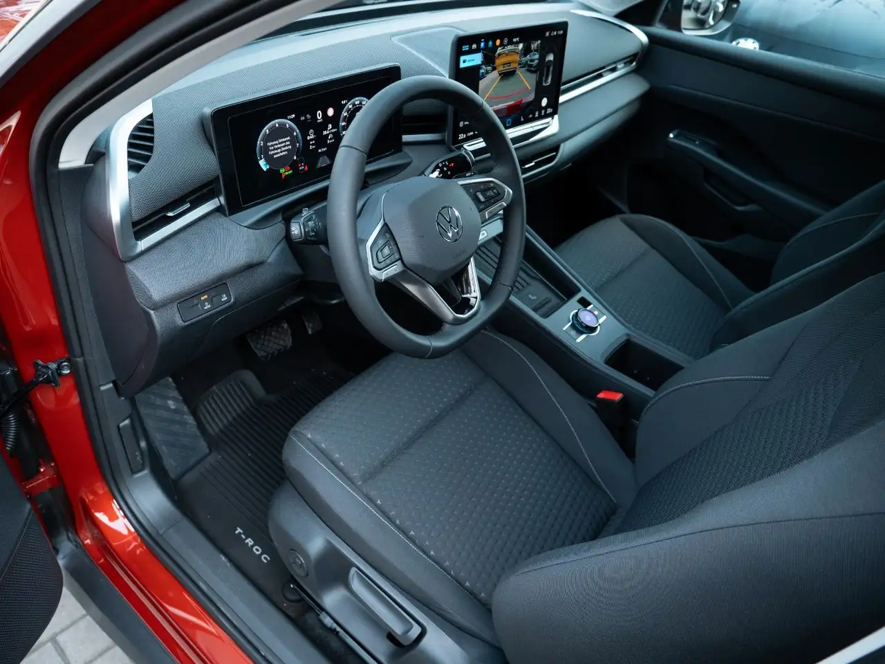 Volkswagen T-Roc 14