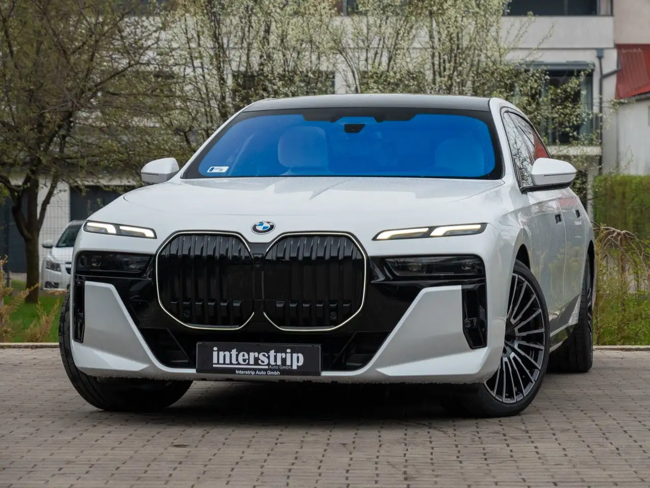 BMW 740