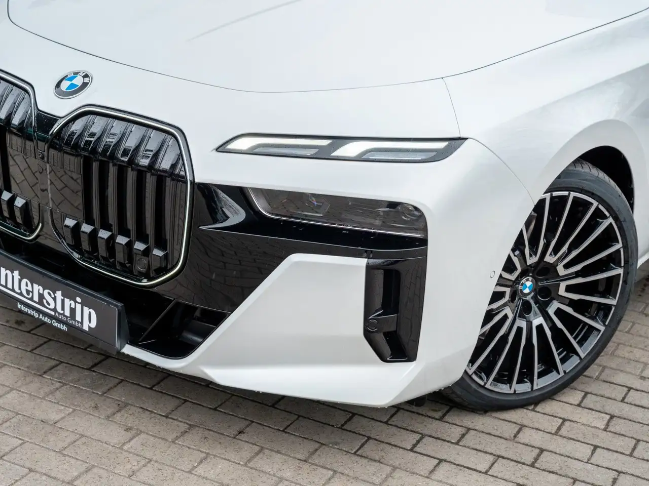 BMW 740 7