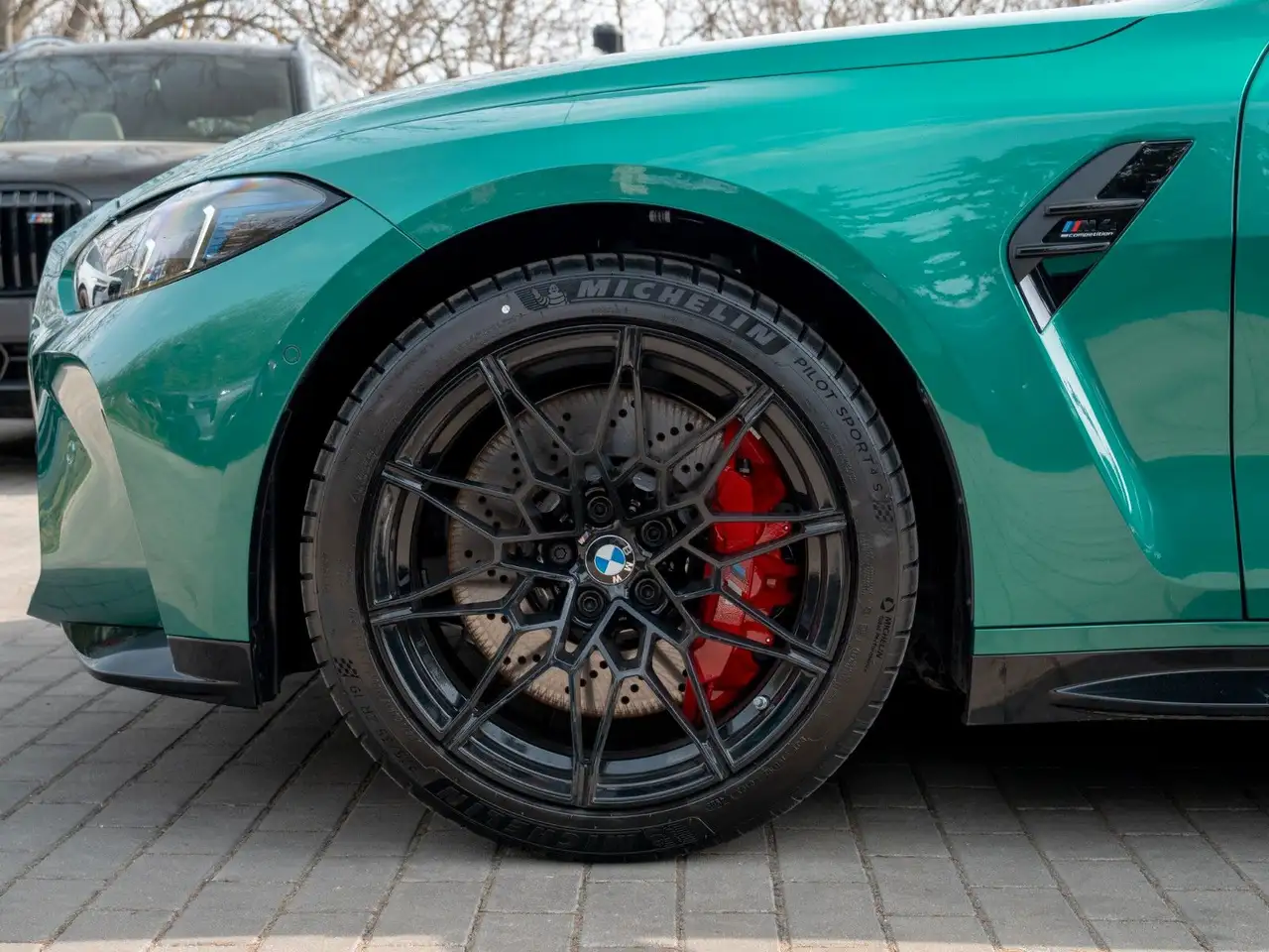 BMW M4 12