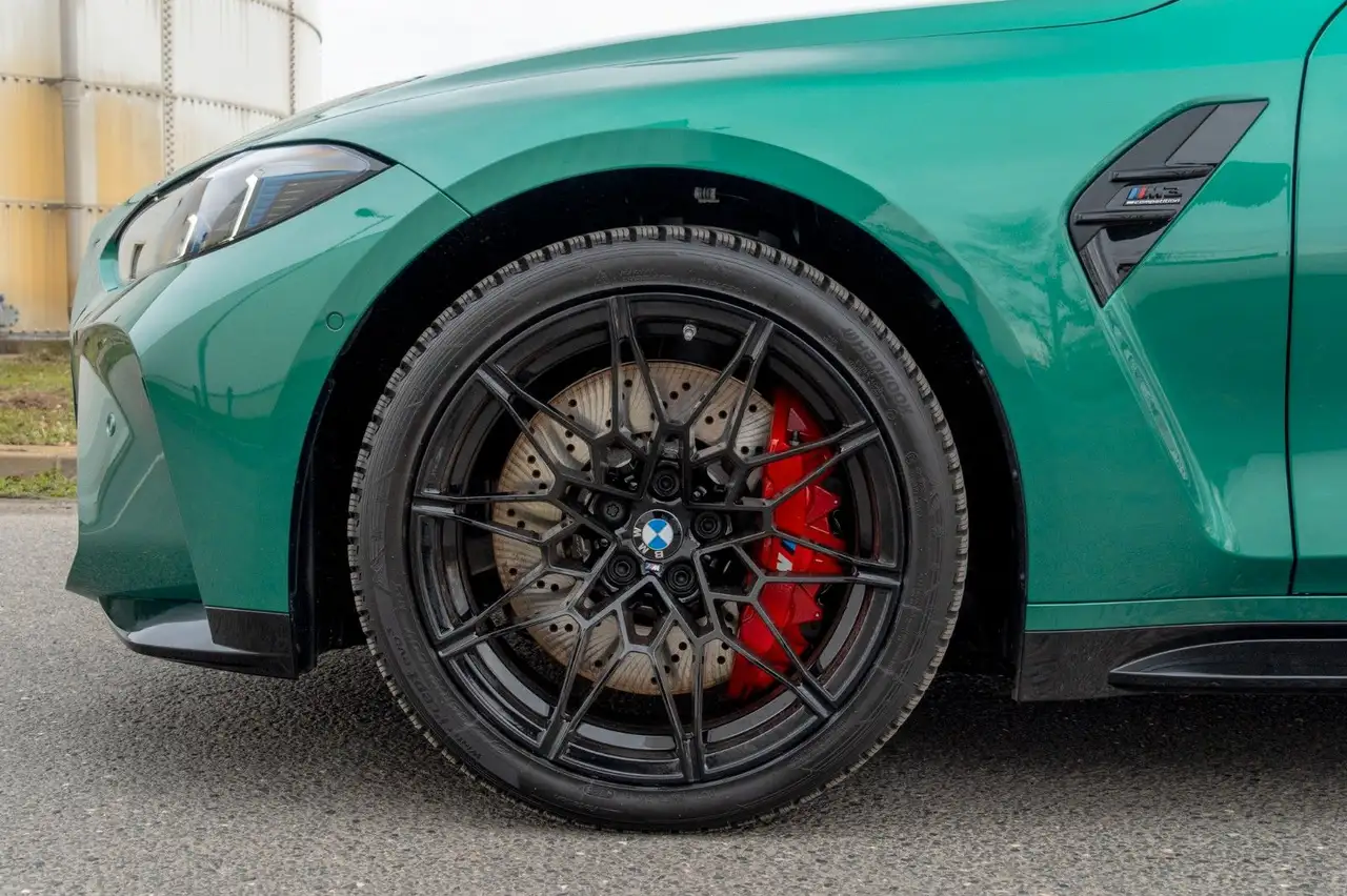 BMW M3 9
