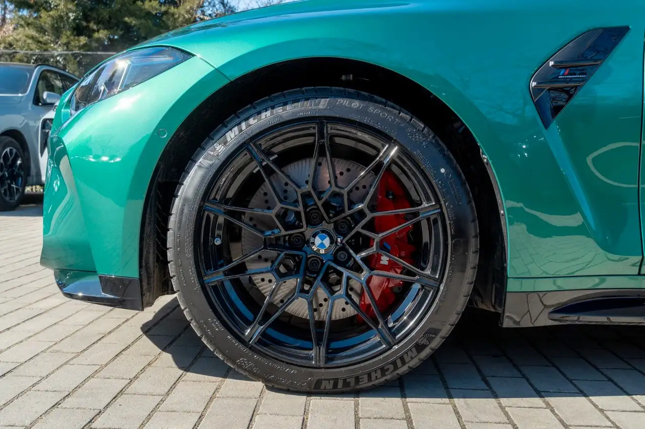 BMW M3 9
