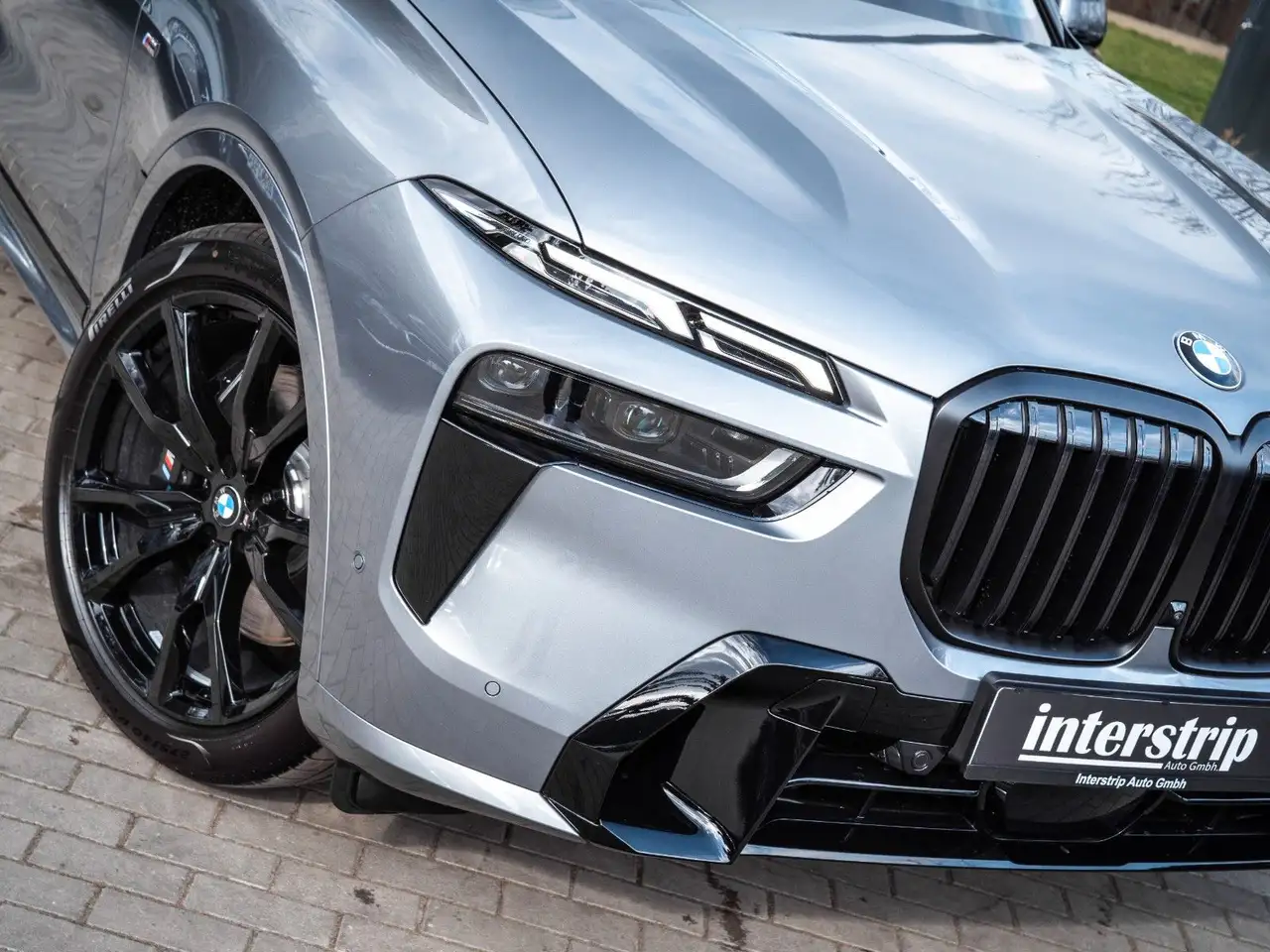 BMW X7 10