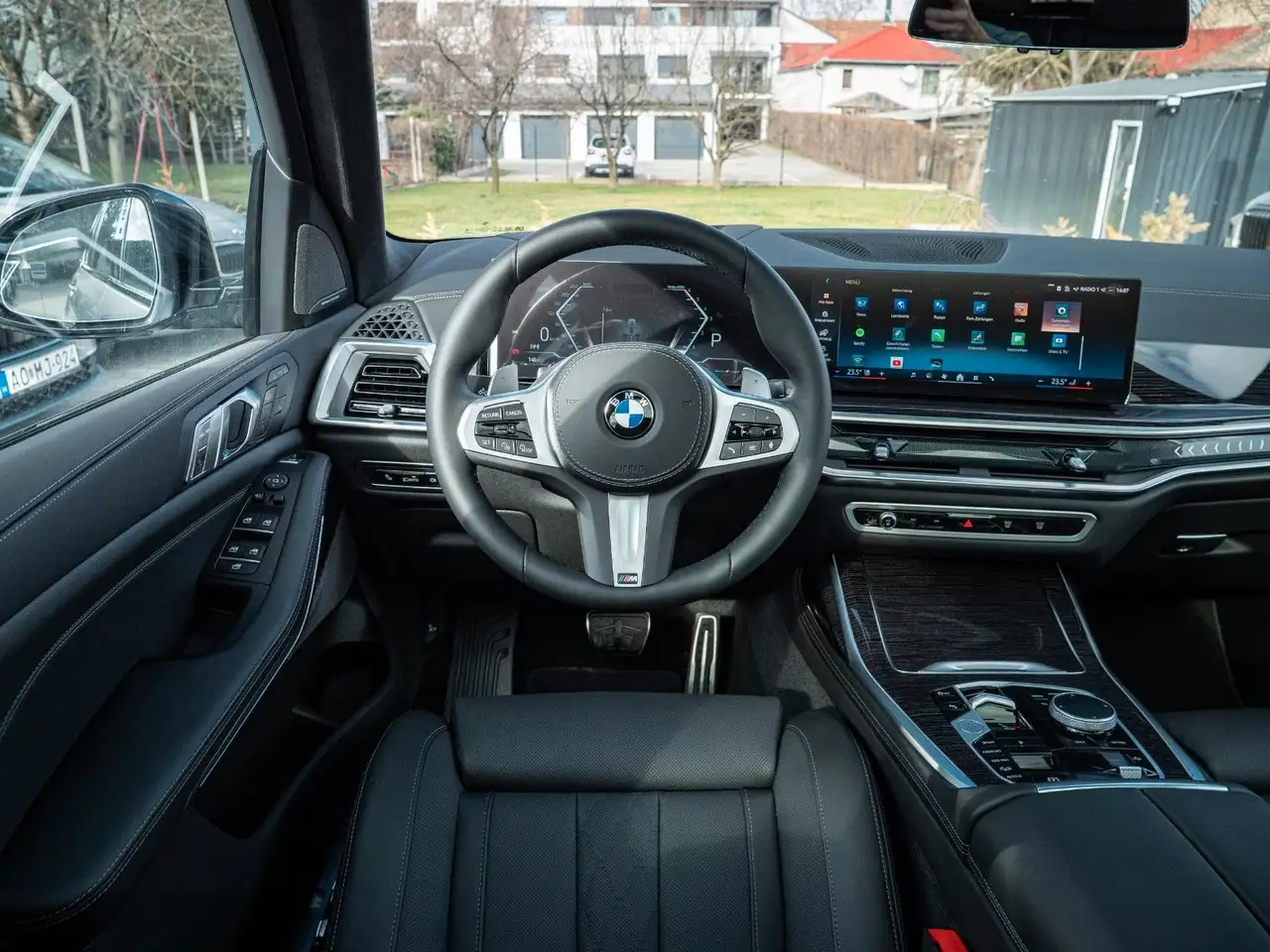 BMW X7 12