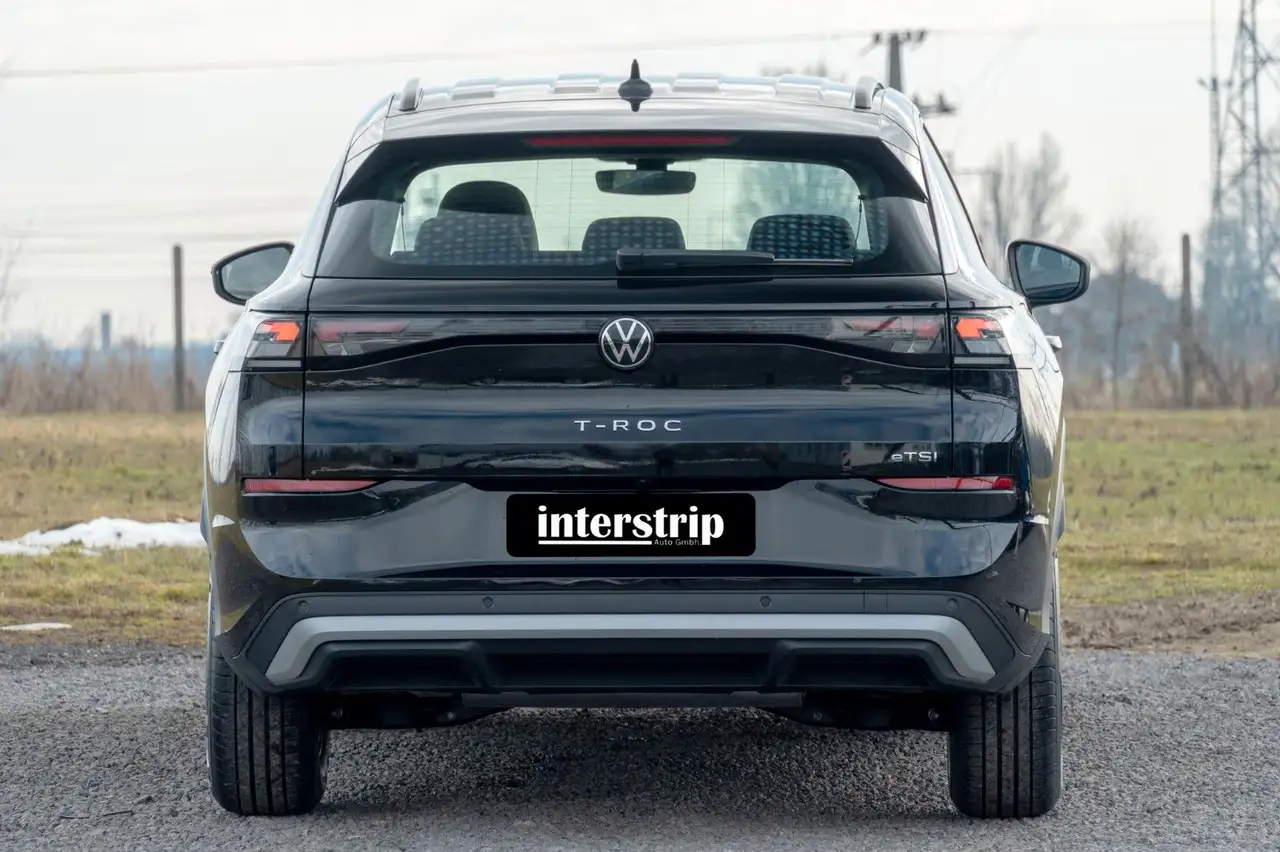 Volkswagen T-Roc 5