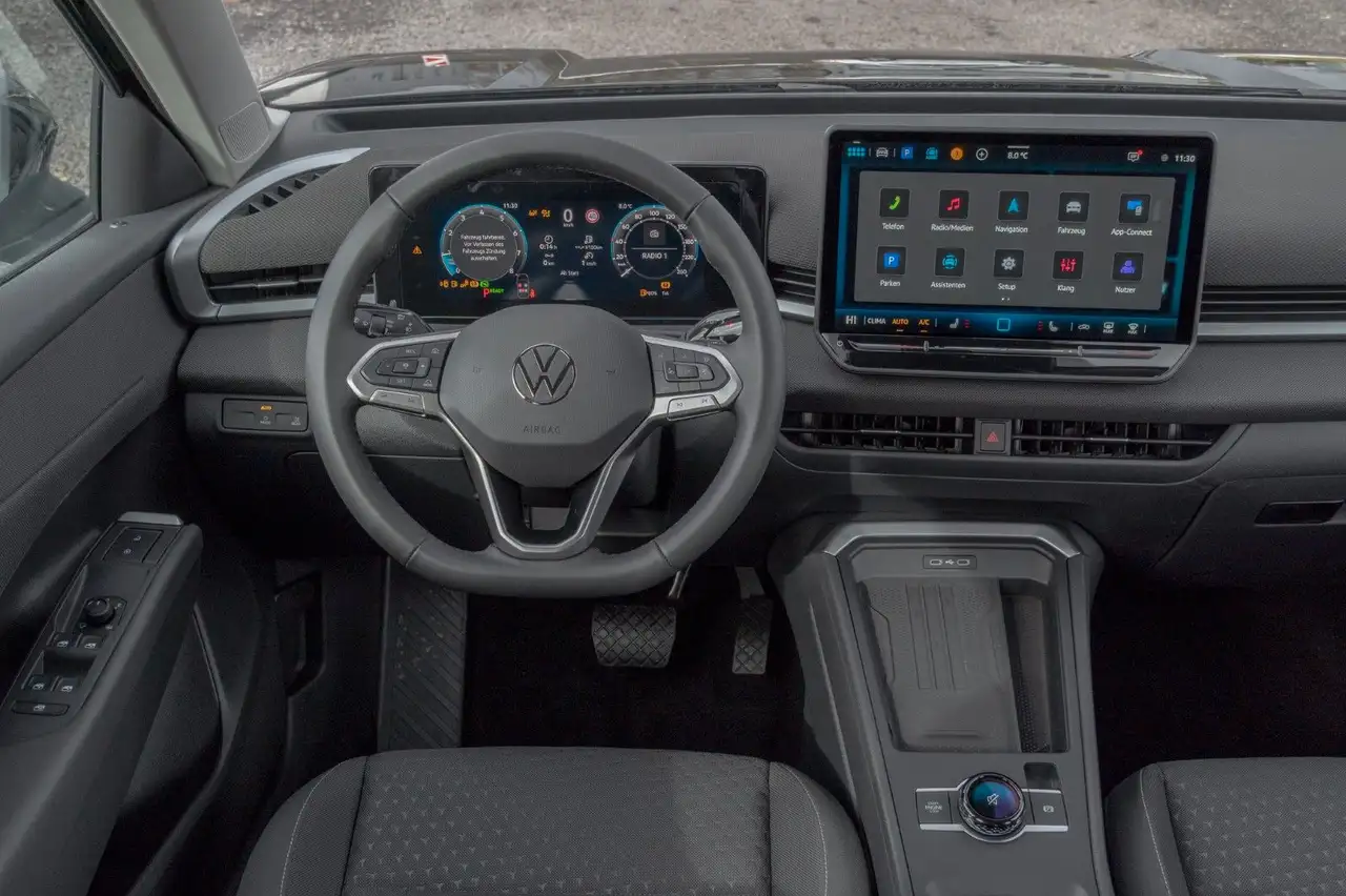 Volkswagen T-Roc 8