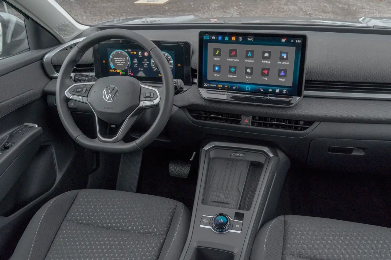 Volkswagen T-Roc 9
