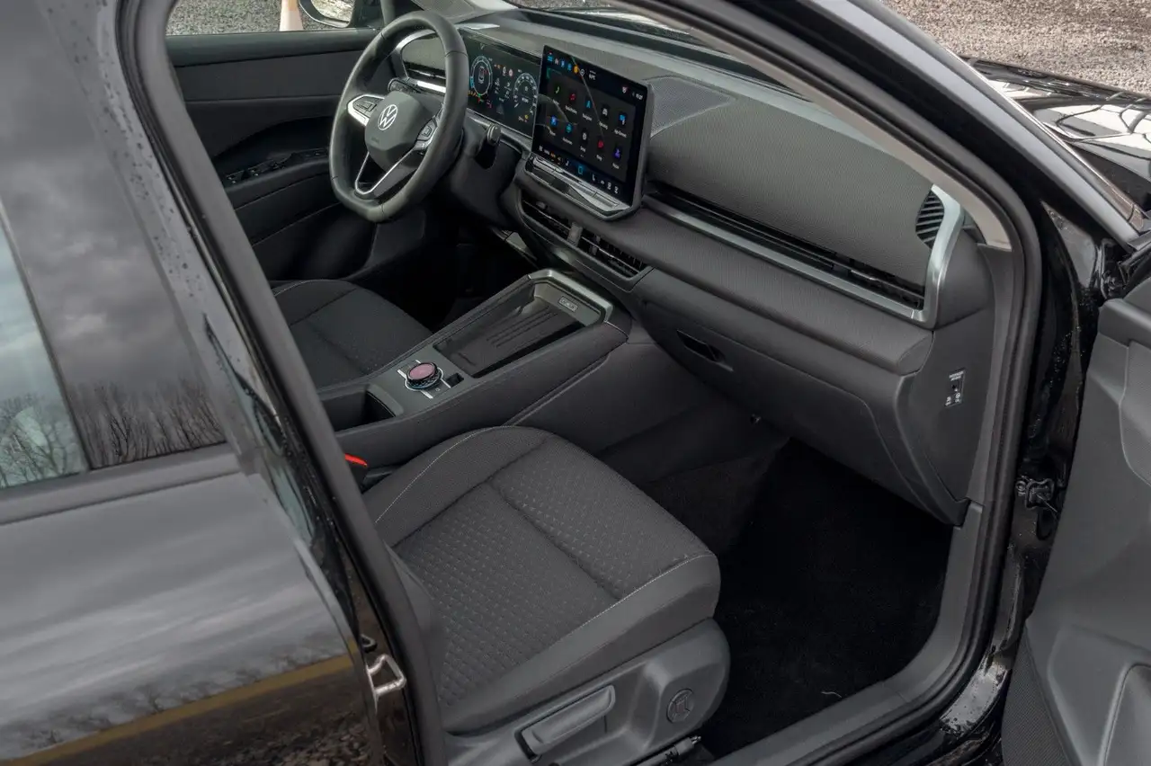 Volkswagen T-Roc 13
