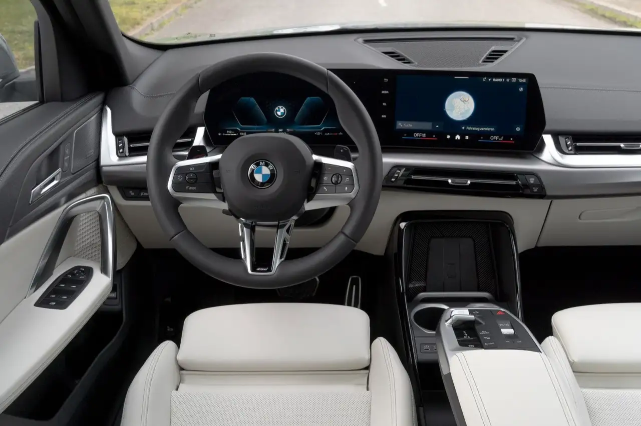 BMW X2 13