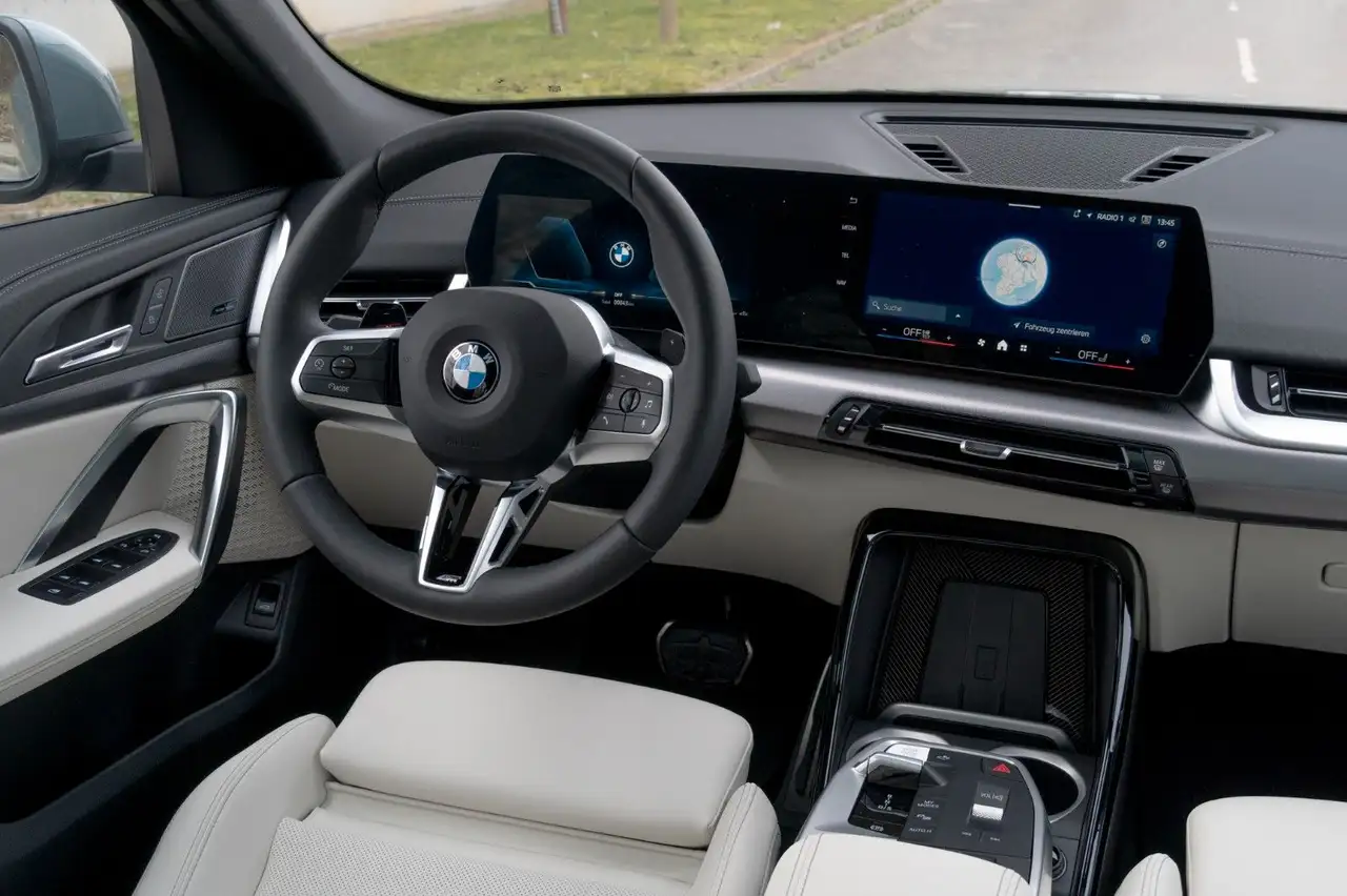 BMW X2 15