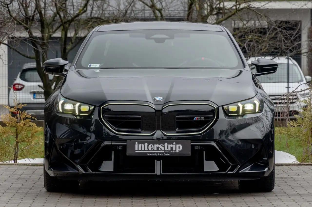 BMW M5 2