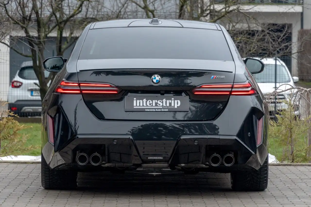 BMW M5 5