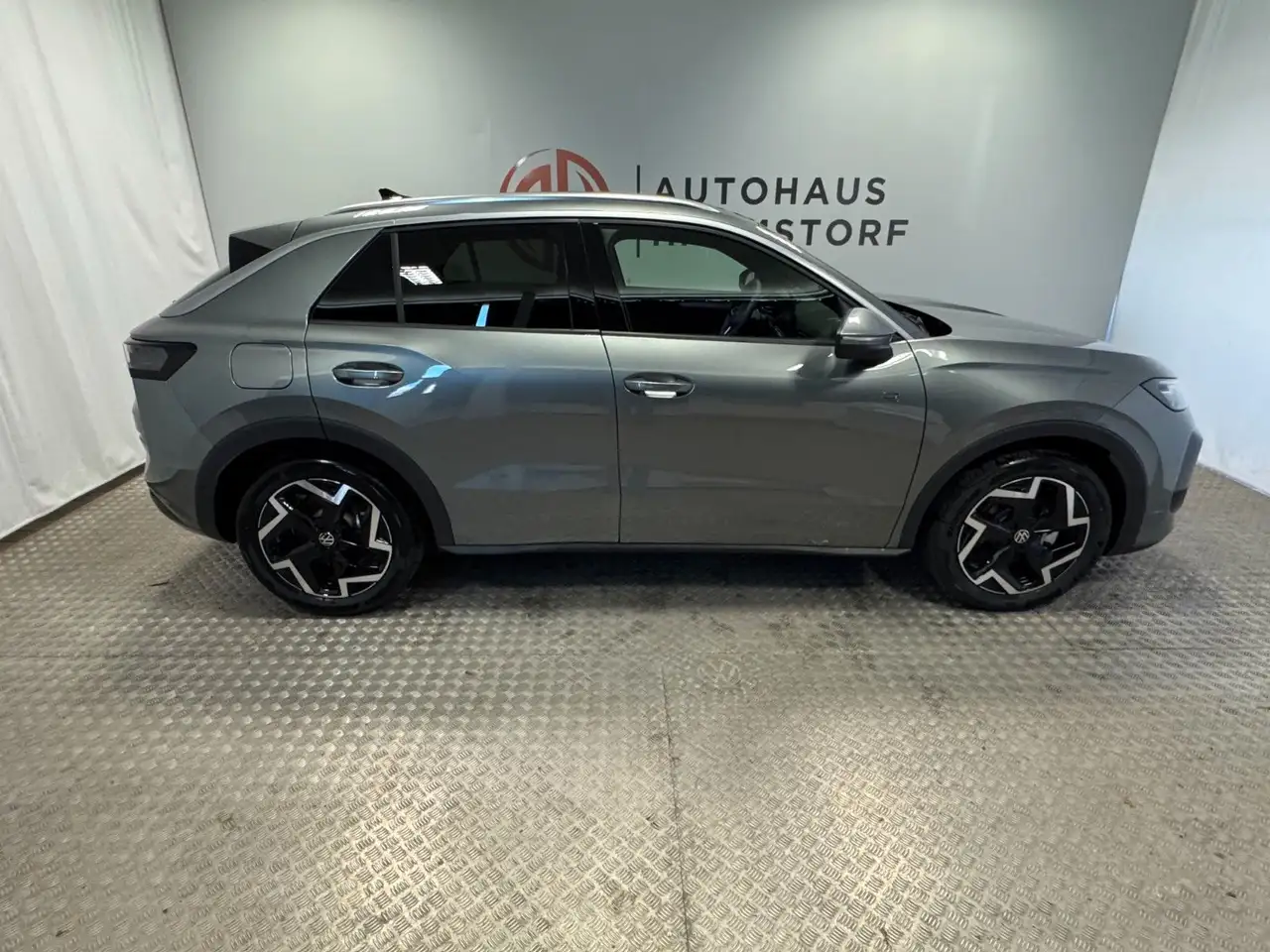 Volkswagen T-Roc 7