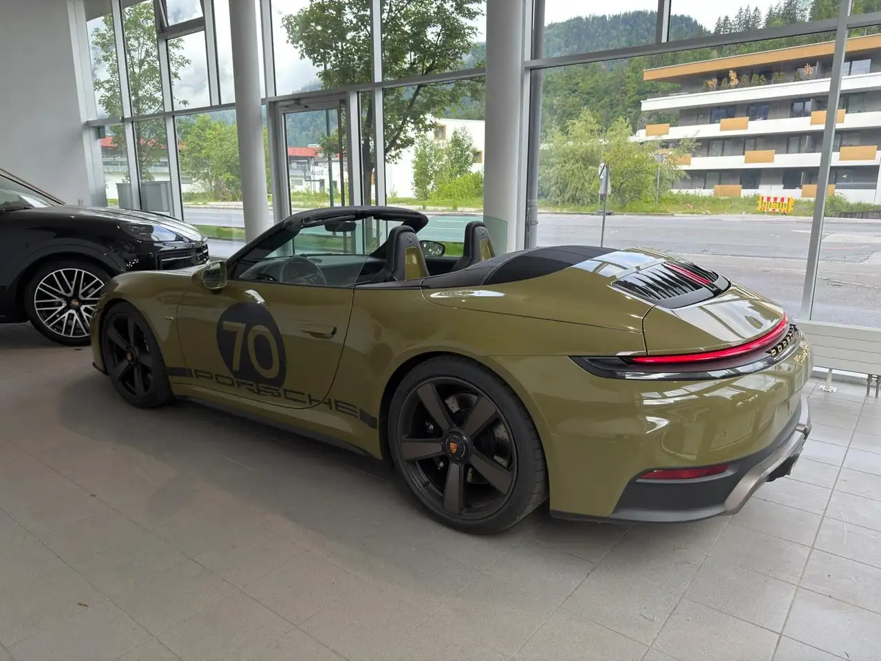 Porsche 992 911 5