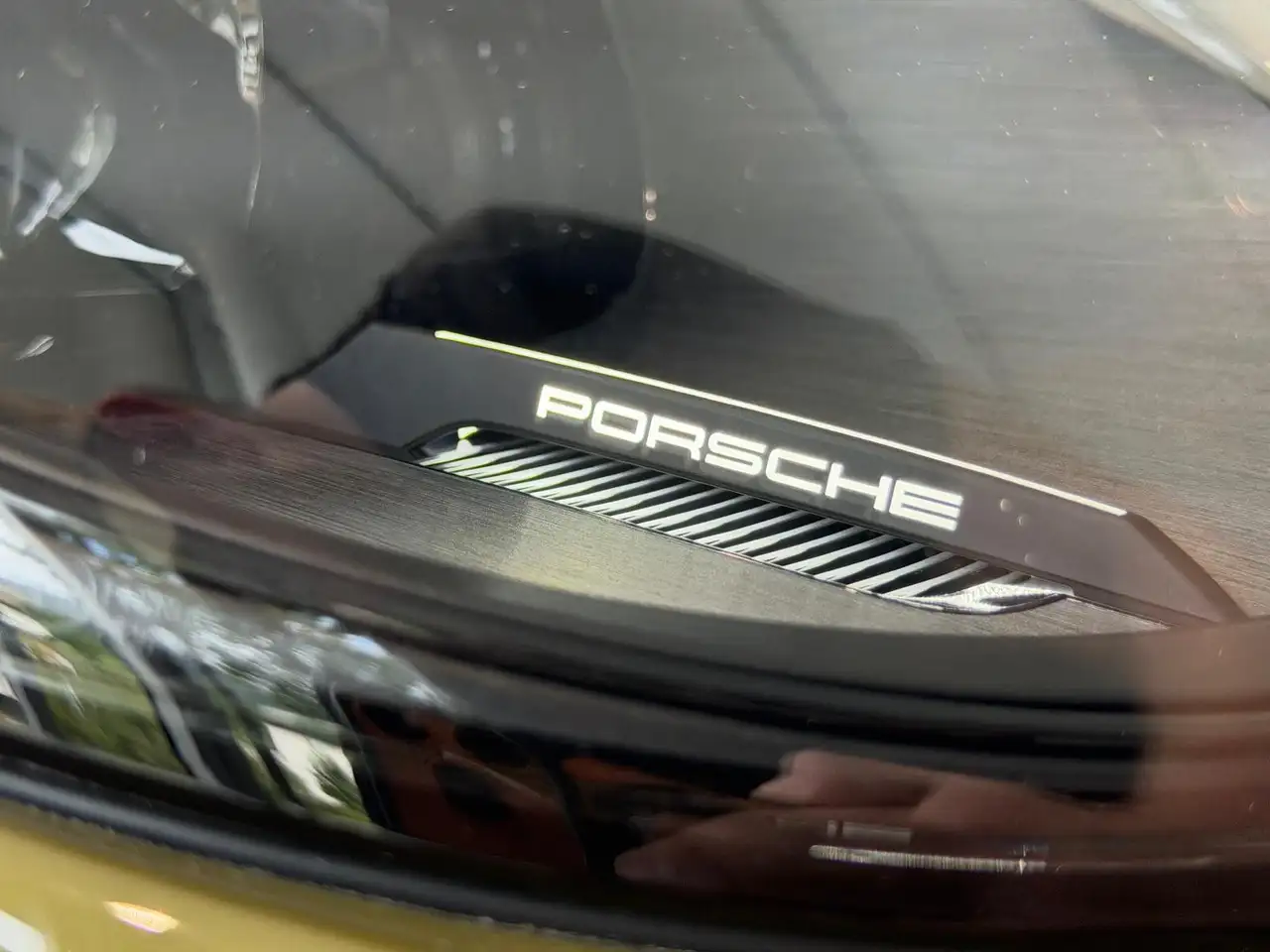Porsche 992 911 12