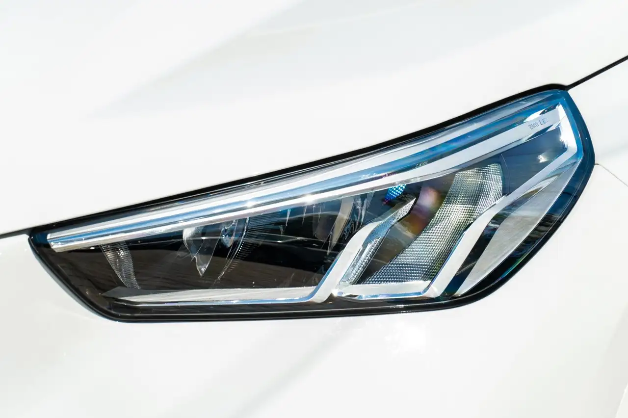 BMW X1 8