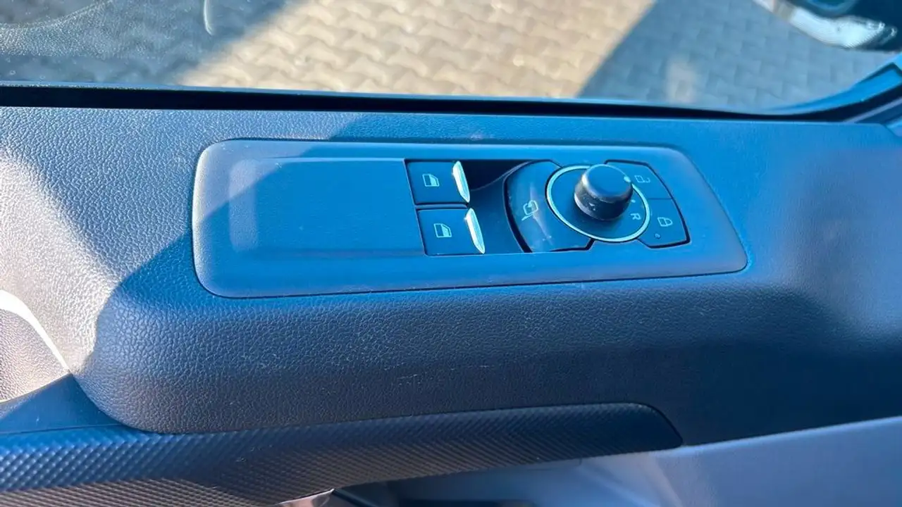 Ford Transit 6