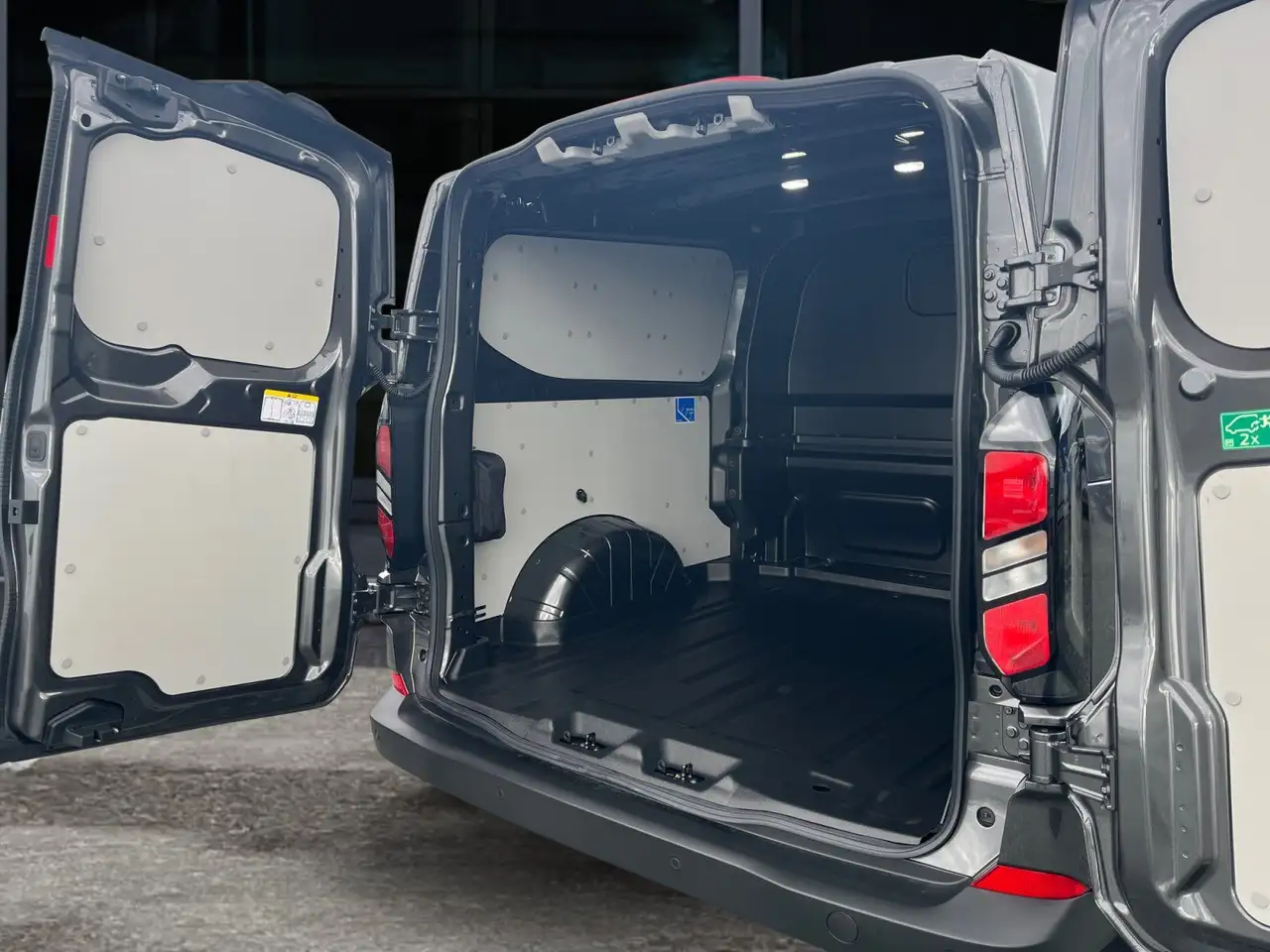 Ford Transit 10