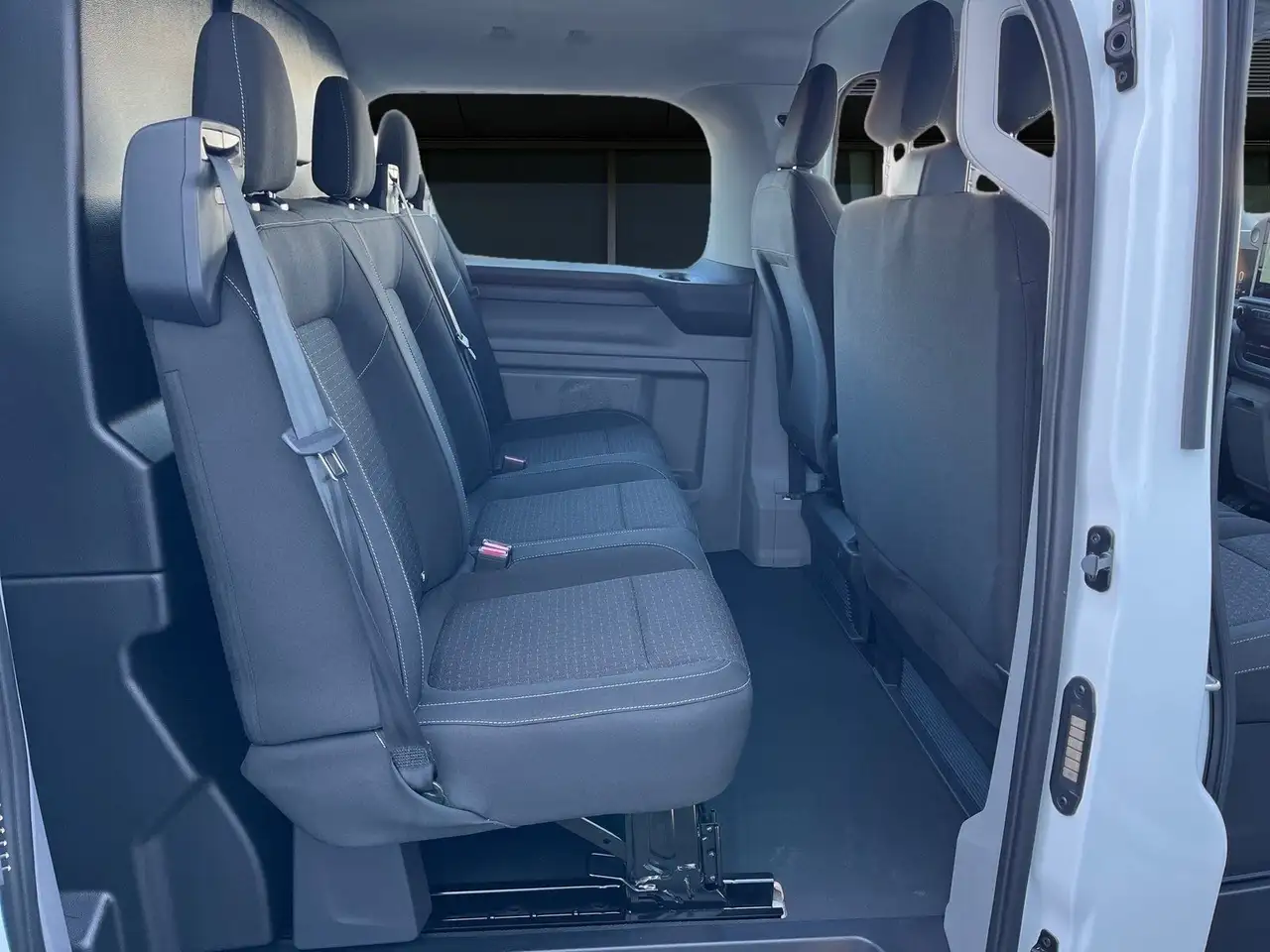 Ford Transit 8