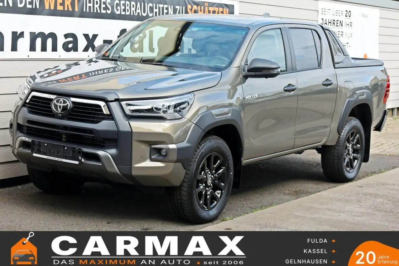 Toyota Hilux 13