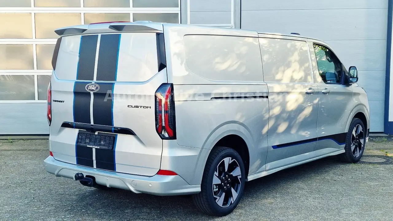 Ford Transit 11