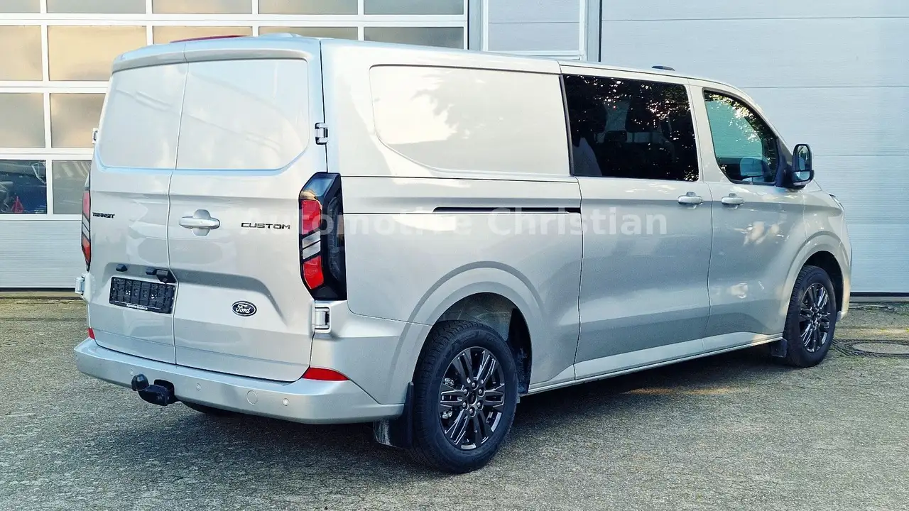Ford Transit 7
