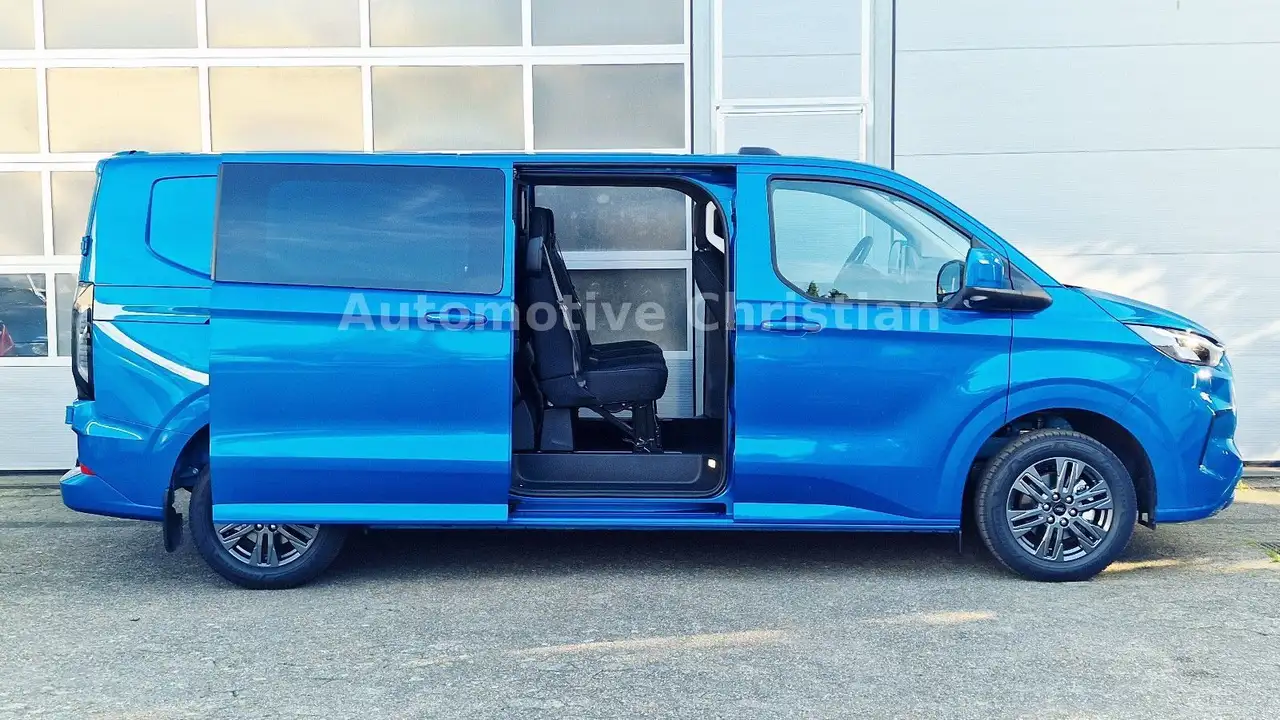 Ford Tourneo 9