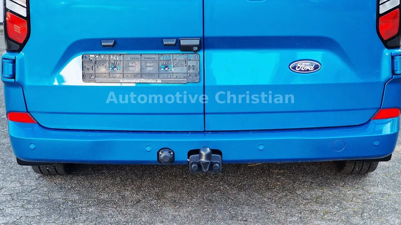 Ford Tourneo 11