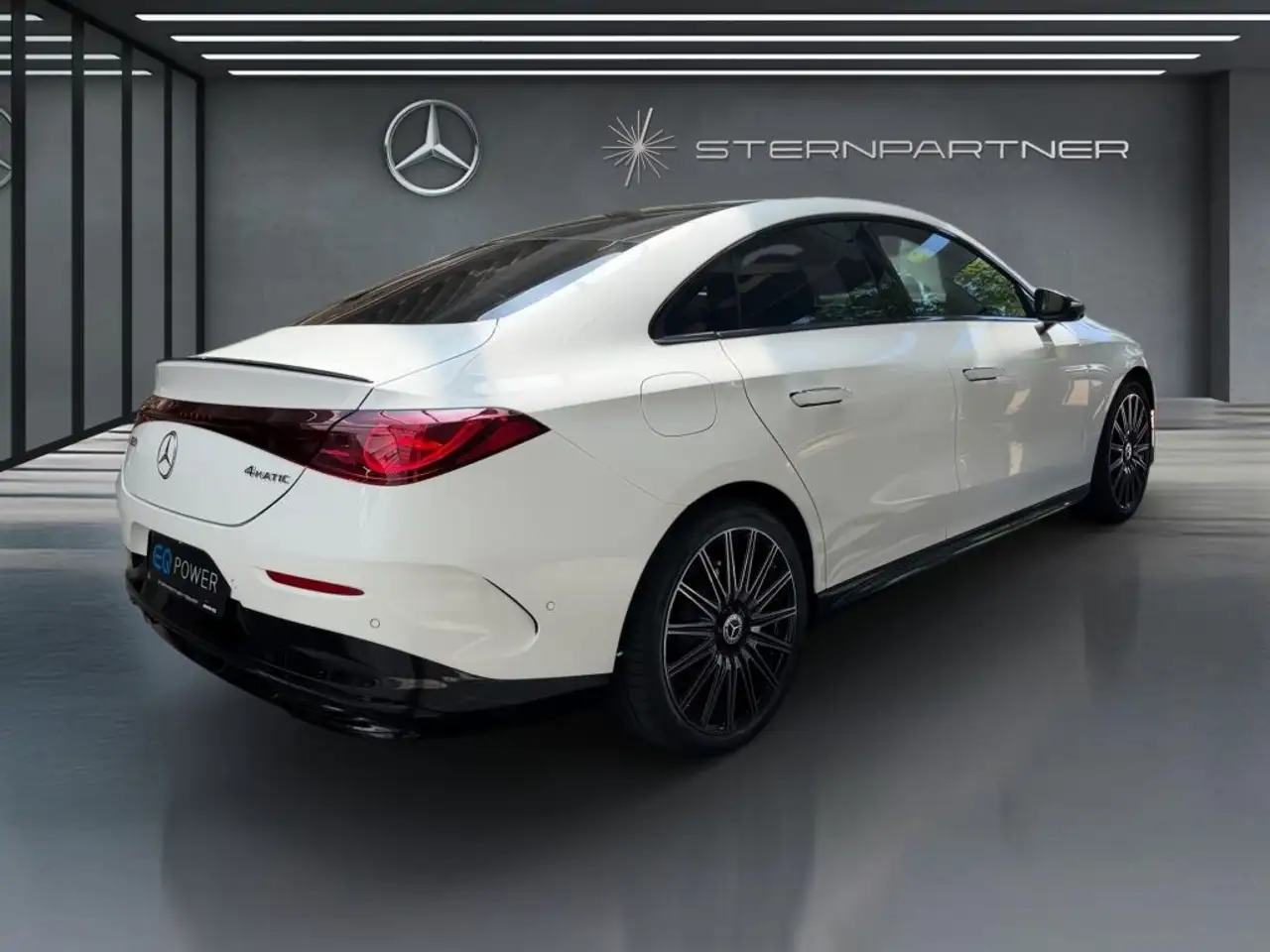 Mercedes-Benz CLA 350 11