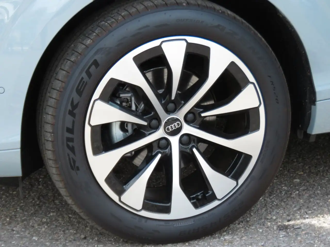 Audi Q3 5