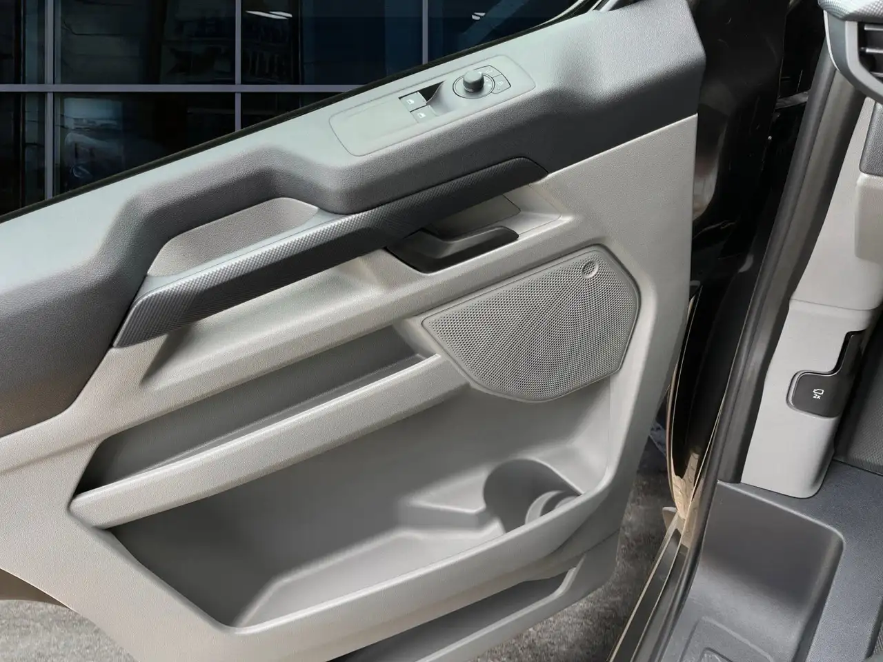 Ford Transit 14