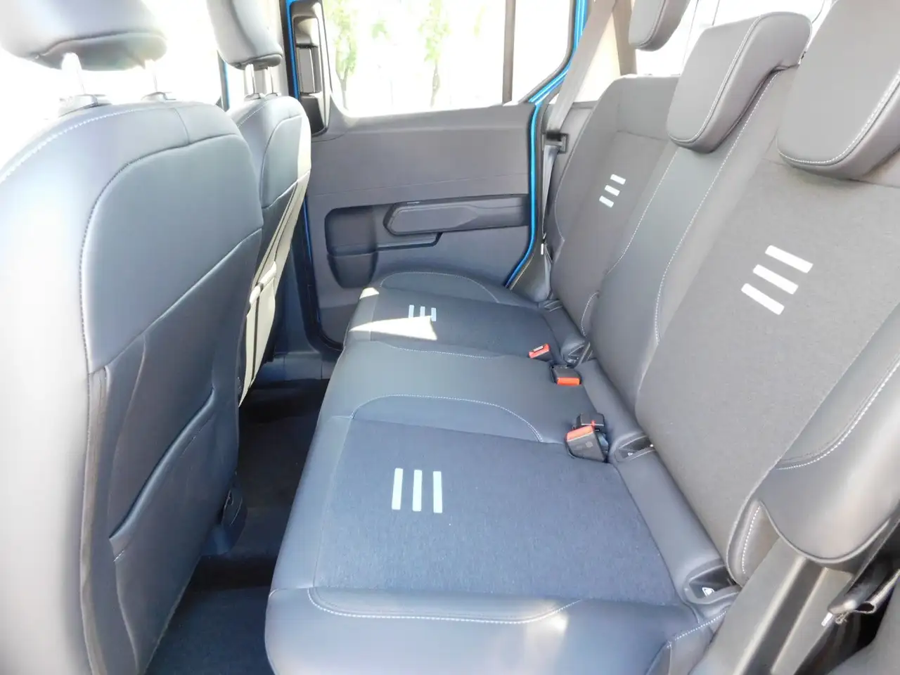 Ford Tourneo 11