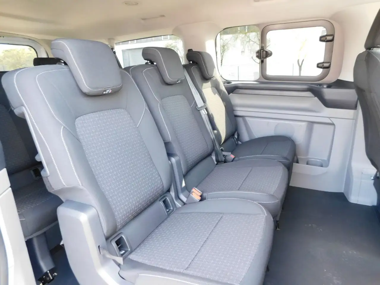 Ford Transit 11